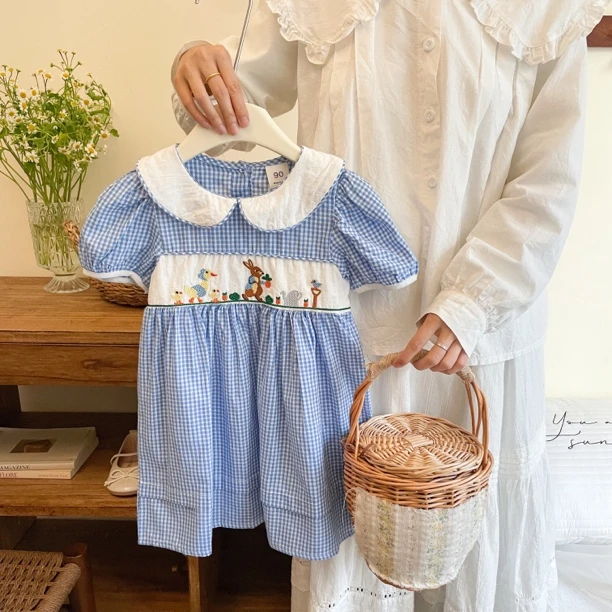 女童装小兔刺绣格子田园风连衣裙2025夏季新款宝宝娃娃翻领公主裙