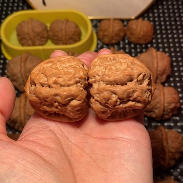 把件文玩核桃四开八腿肌肉蛙