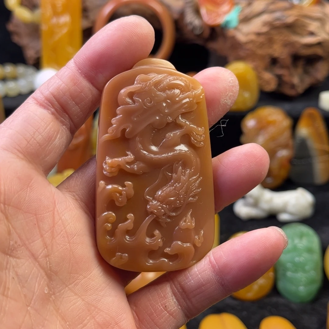 石英质玉未镶嵌挂件