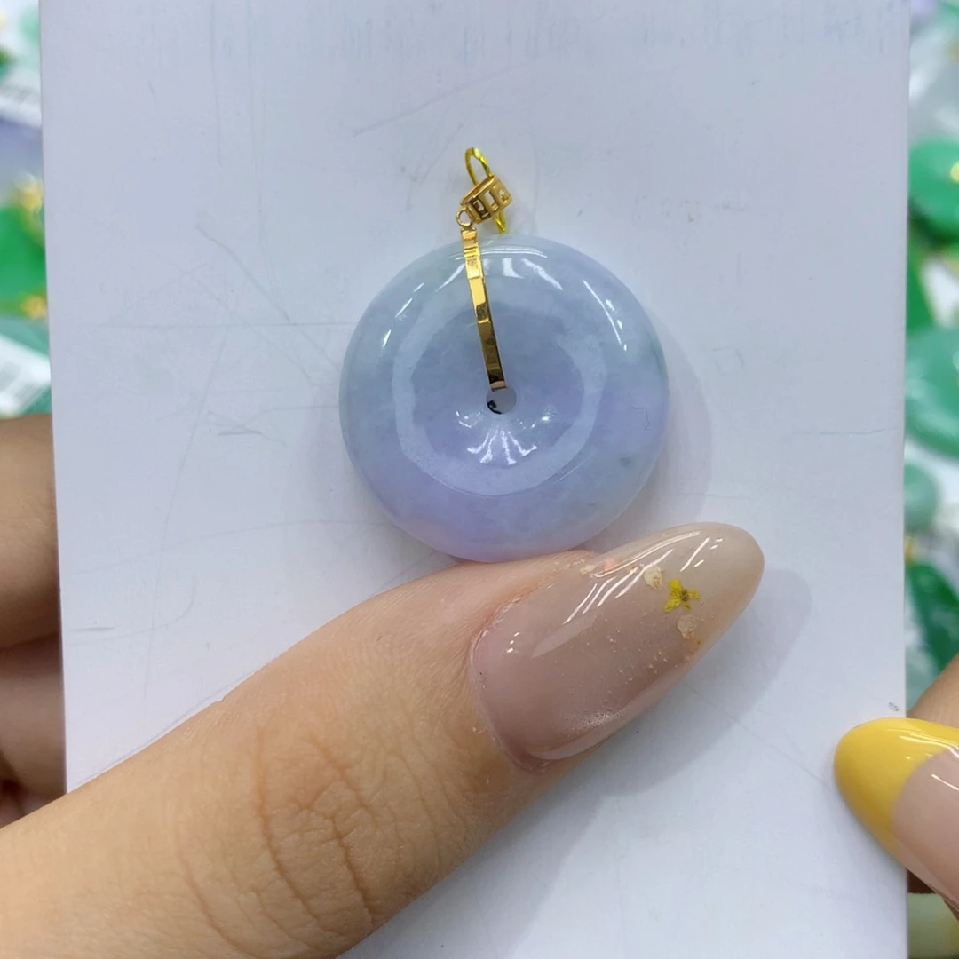 颈饰18K金镶嵌翡翠