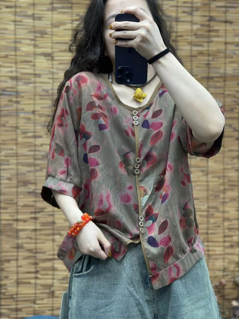 HY    多纽扣彩色树叶上衣