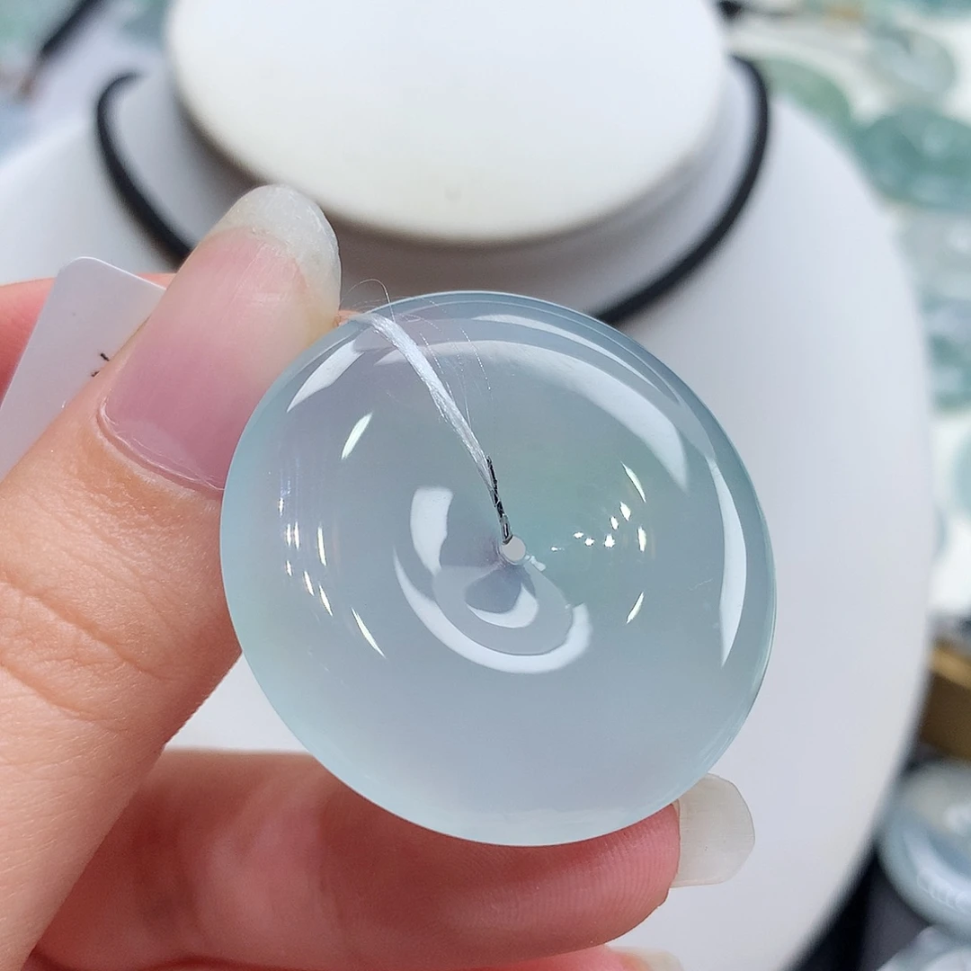 翡翠未镶嵌胸饰翡翠81，33.9/6