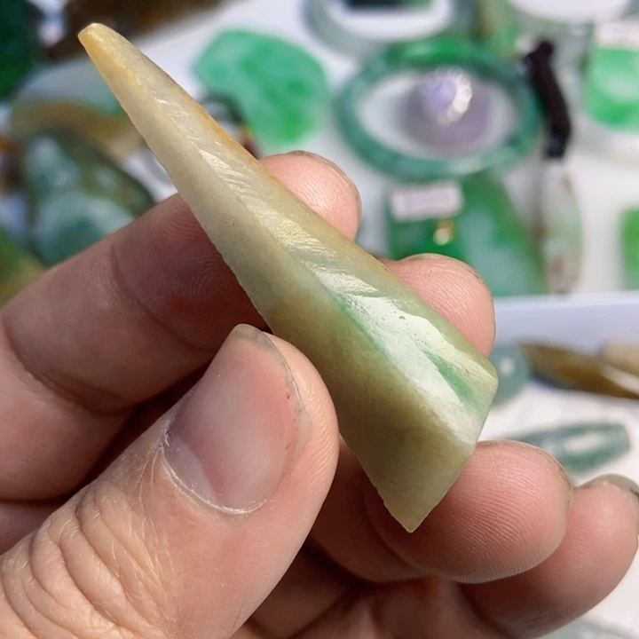 翡翠散珠天然翡翠A货挂件