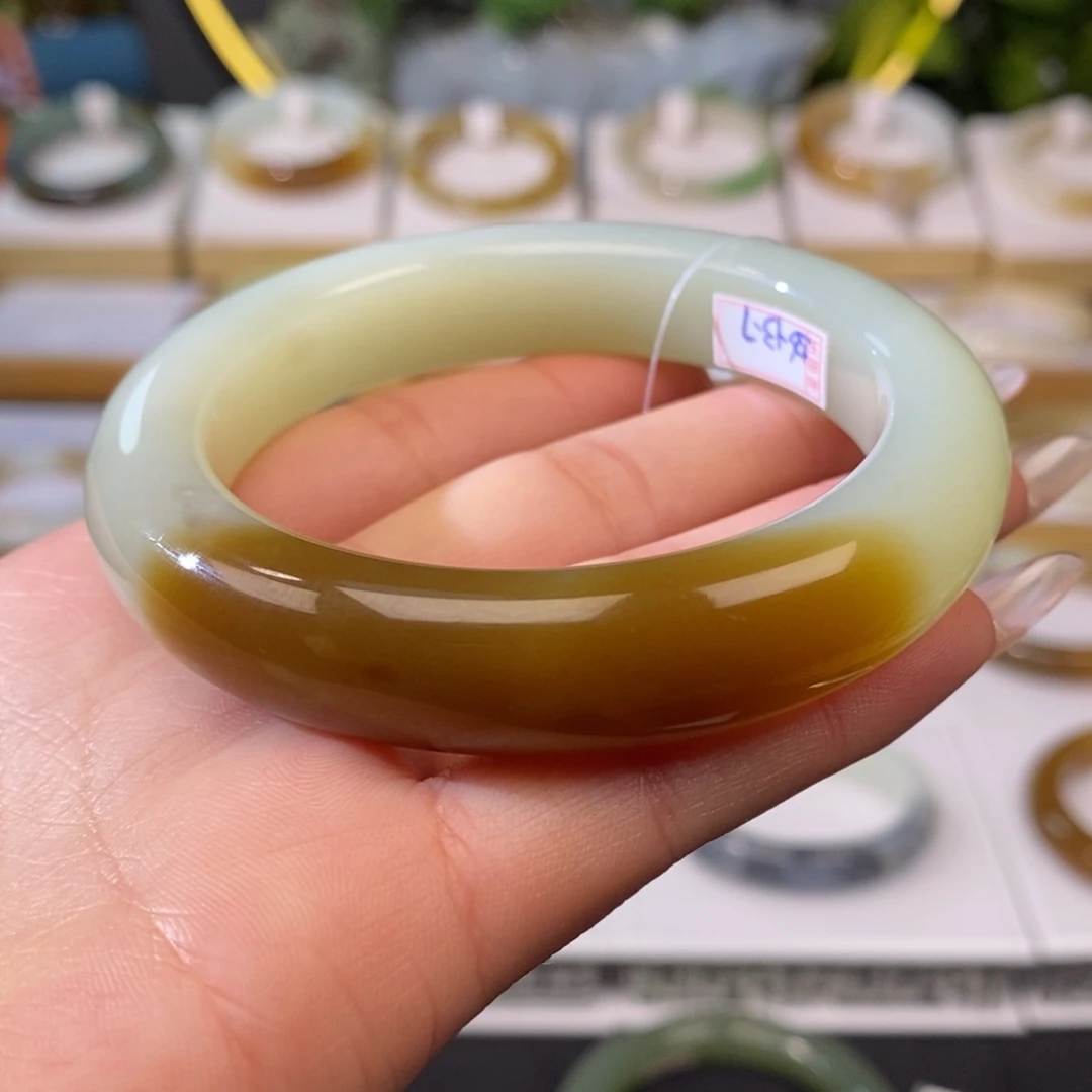 和田玉手镯未镶嵌57.3