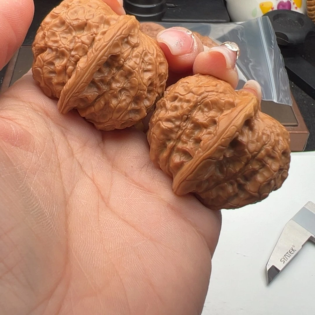 文玩核桃把件血麒麟42