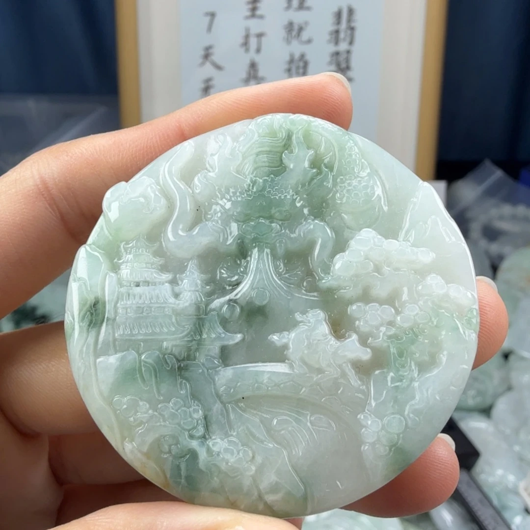 翡翠未镶嵌颈饰翡翠