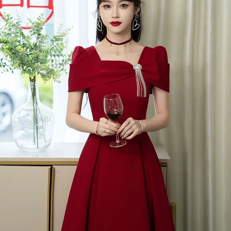 2025夏季宴会敬酒服新娘订婚酒红色连衣裙法式高端晚礼服时可穿