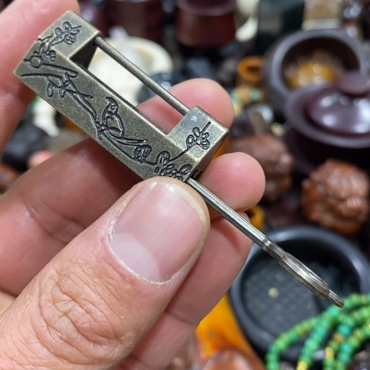 滴血莲花菩提吊坠