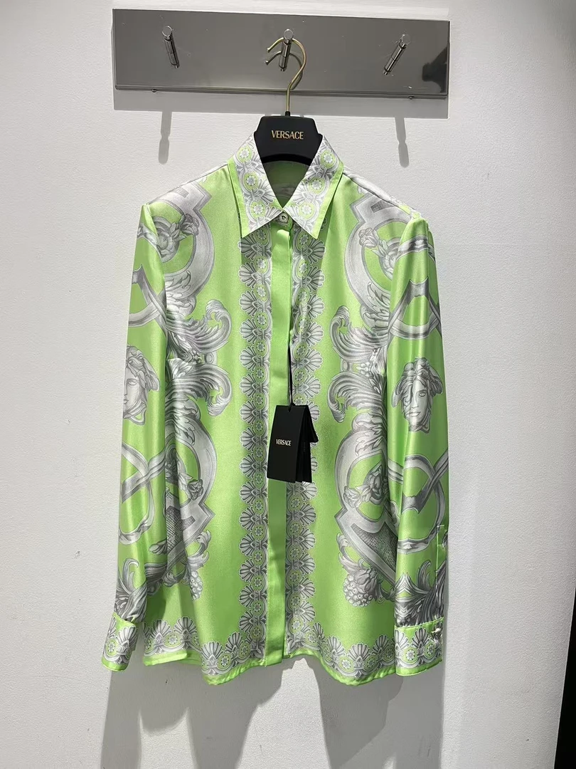 未使用 VERSACE/范思哲 女士桑蚕丝美杜莎印花衬衫多色