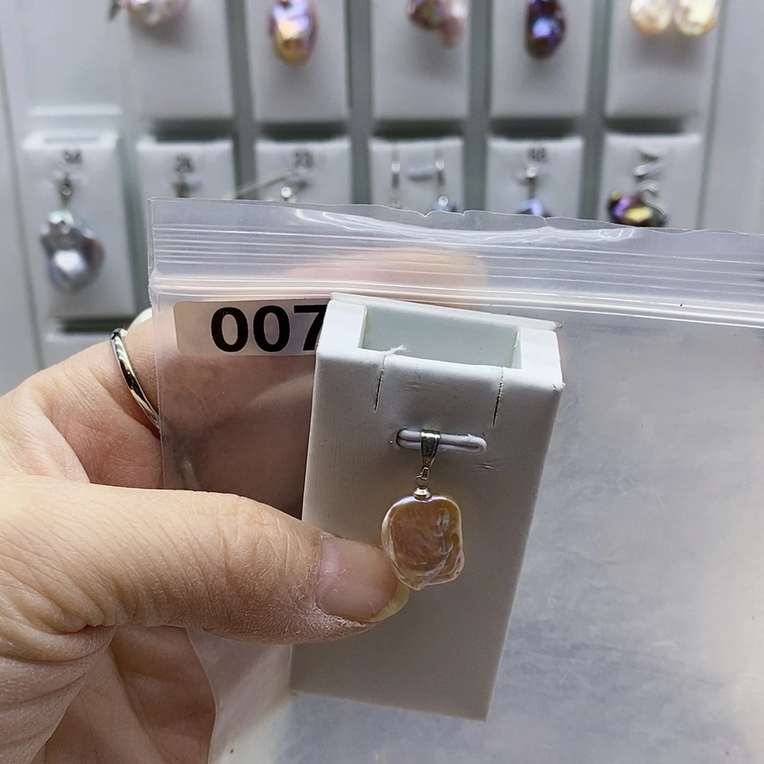 颈饰合金淡水珍珠