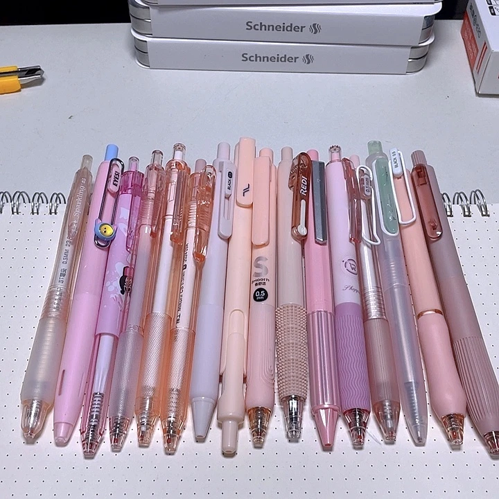 1-19多品牌粉丝笔杆组合16支