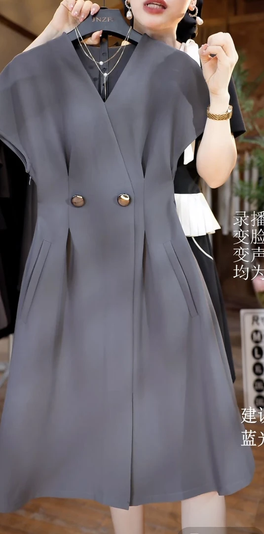 【原创大码设计师款】2025夏季V领立体裁剪设计遮肉连衣裙K3169