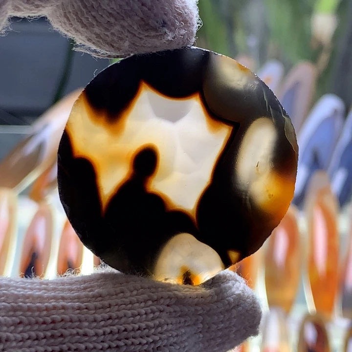 未镶嵌玛瑙/玉髓珠宝半成品189