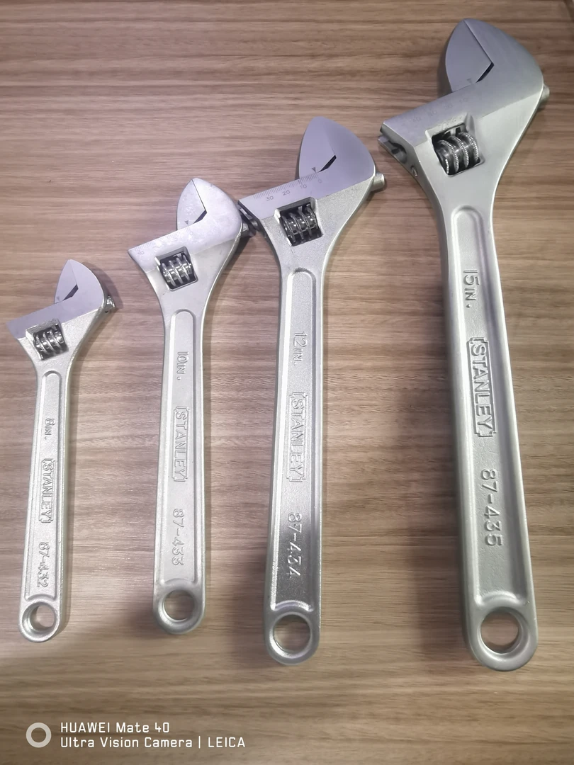 史丹利专业级375mm活动扳手货号87-435