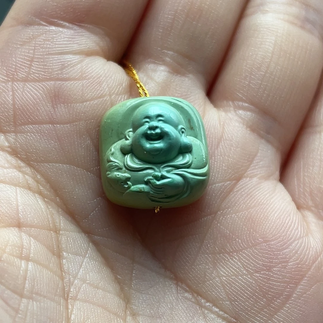 绿松石未镶嵌颈饰