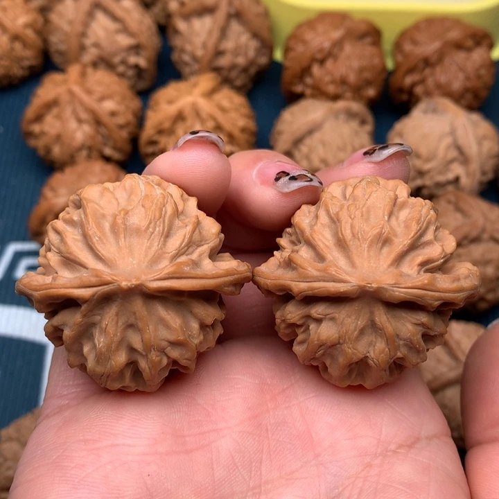 文玩核桃吊坠f*y龙麟