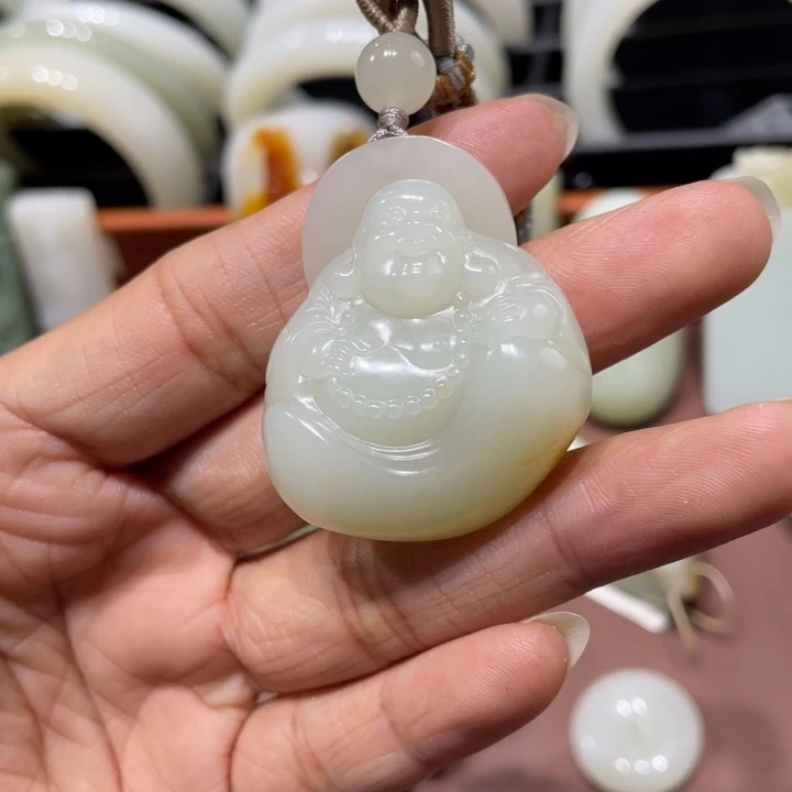 未镶嵌和田玉（子料）挂件