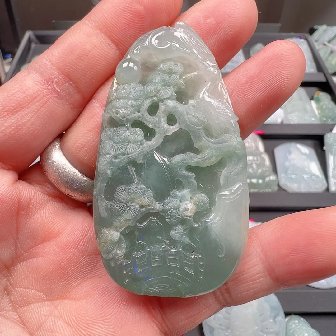 翡翠未镶嵌颈饰吊坠