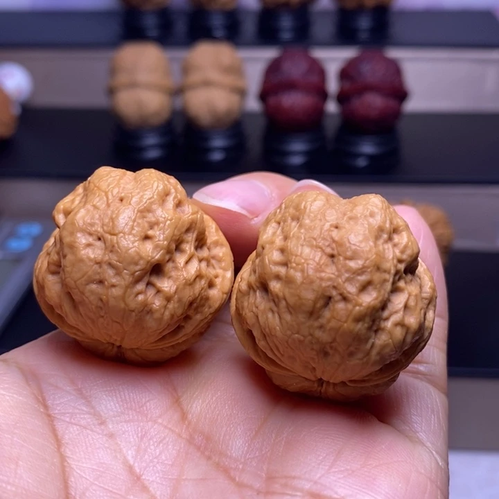 文玩核桃把件玉龙金蟾37