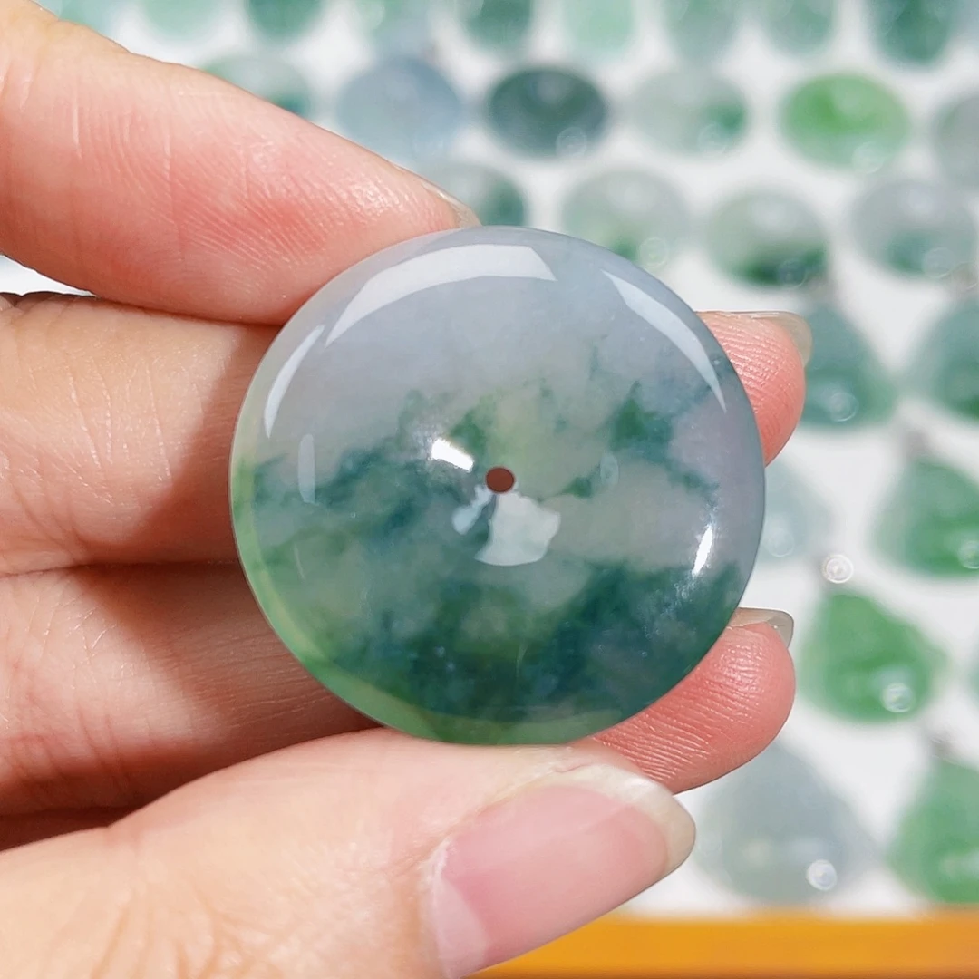 颈饰未镶嵌翡翠吊坠