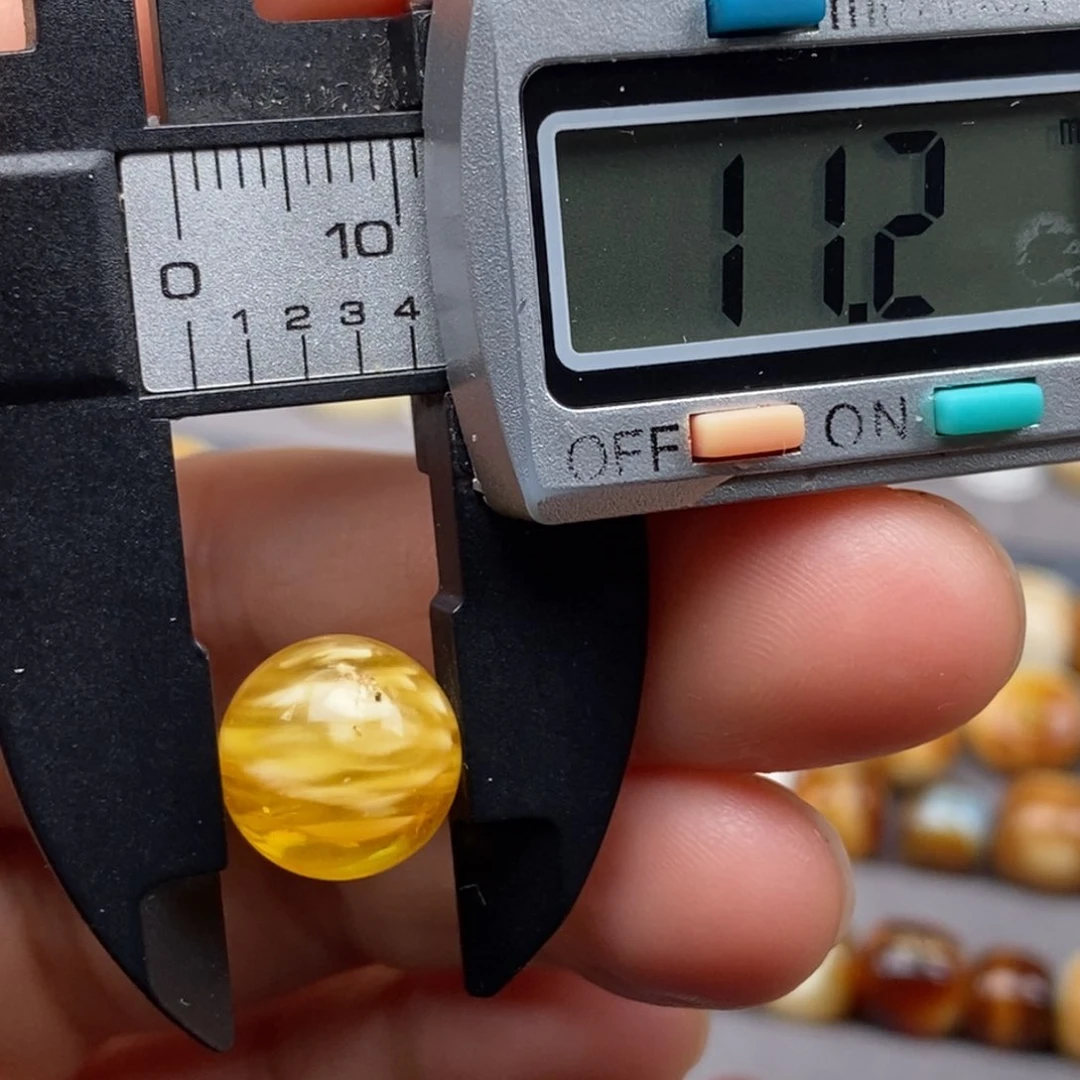 未镶嵌琥珀戒指圆珠