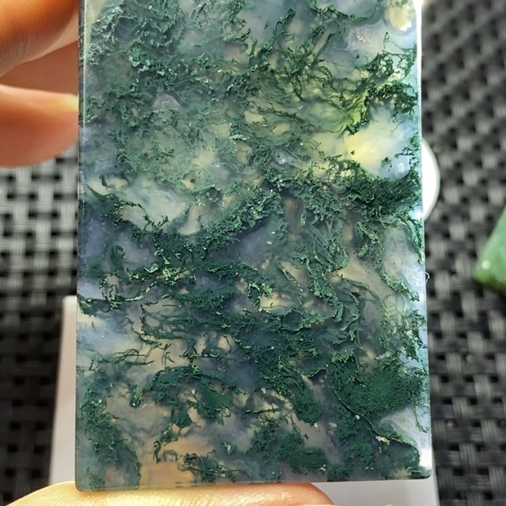 未镶嵌颈饰玛瑙/玉髓大*哈