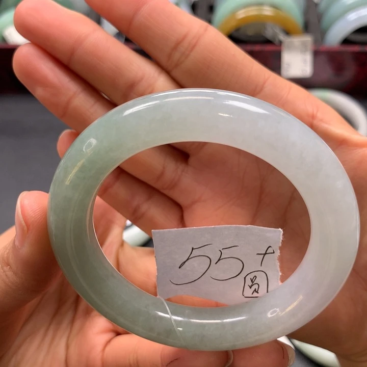 未镶嵌手镯翡翠手镯