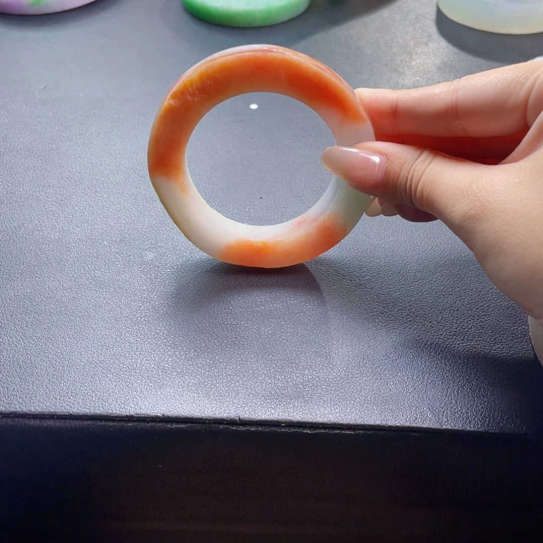 定制翡翠未镶嵌红翡