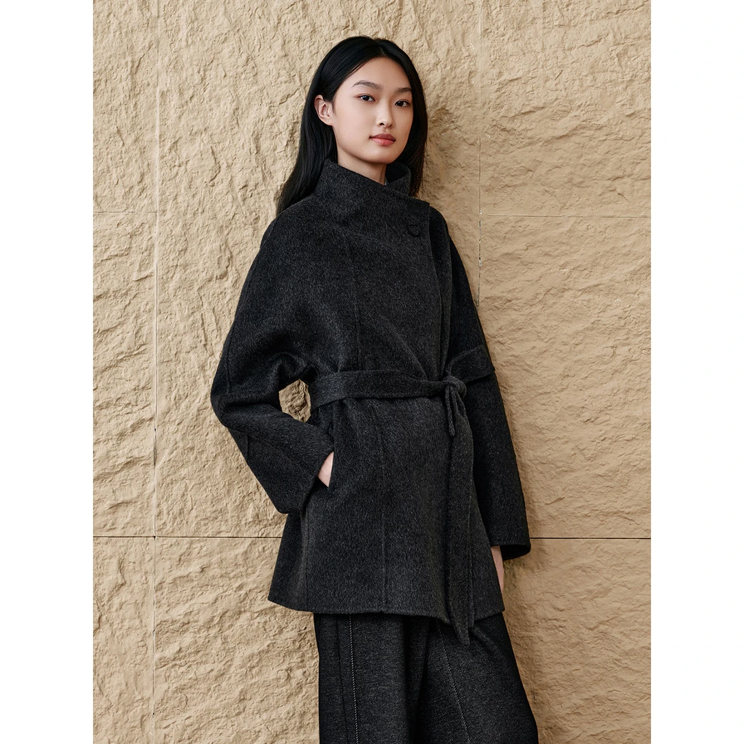 INSUN恩裳专选2025立翻领中长款美丽诺羊毛毛呢大衣9C65580050