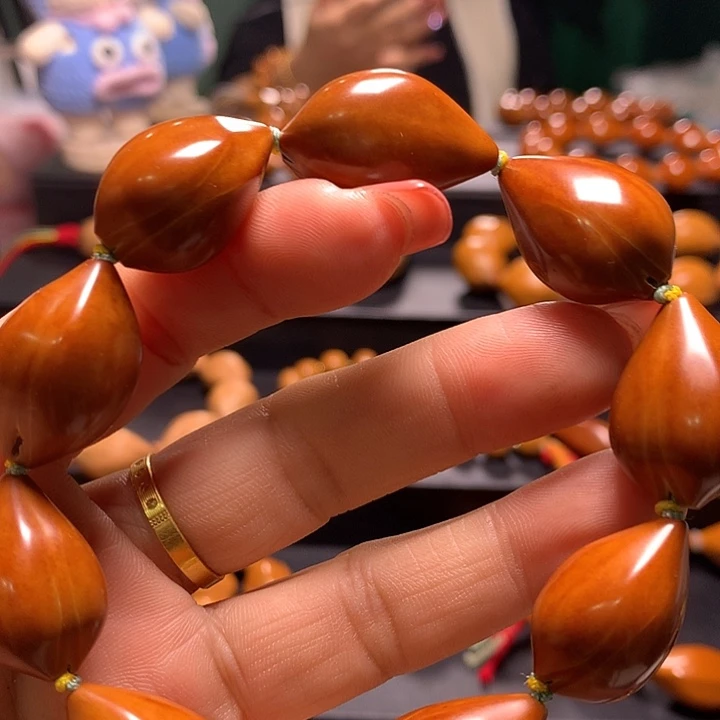 手串/手链橄榄核三花手串