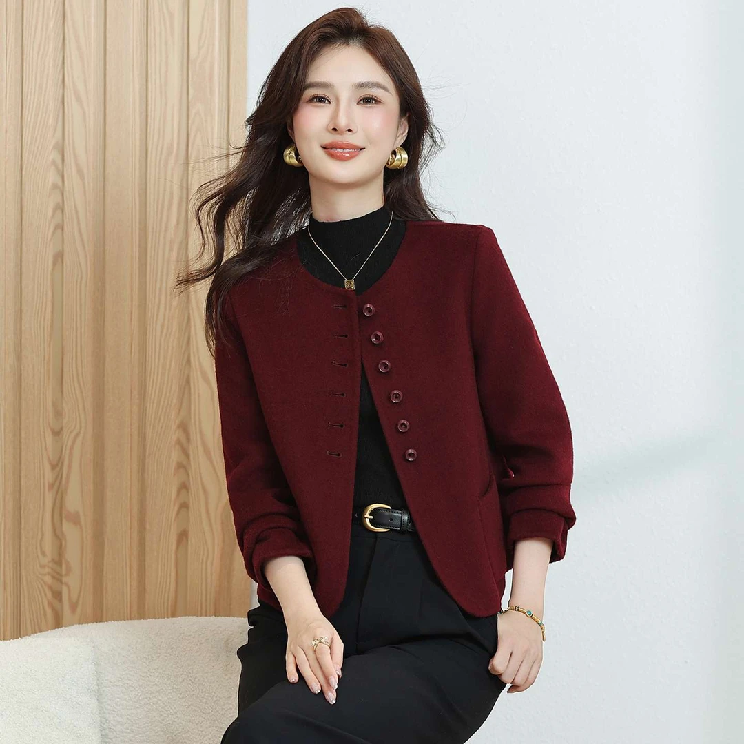 2025年秋冬高端新款酒红色小香风羊毛外套女气质毛呢短款呢子外套