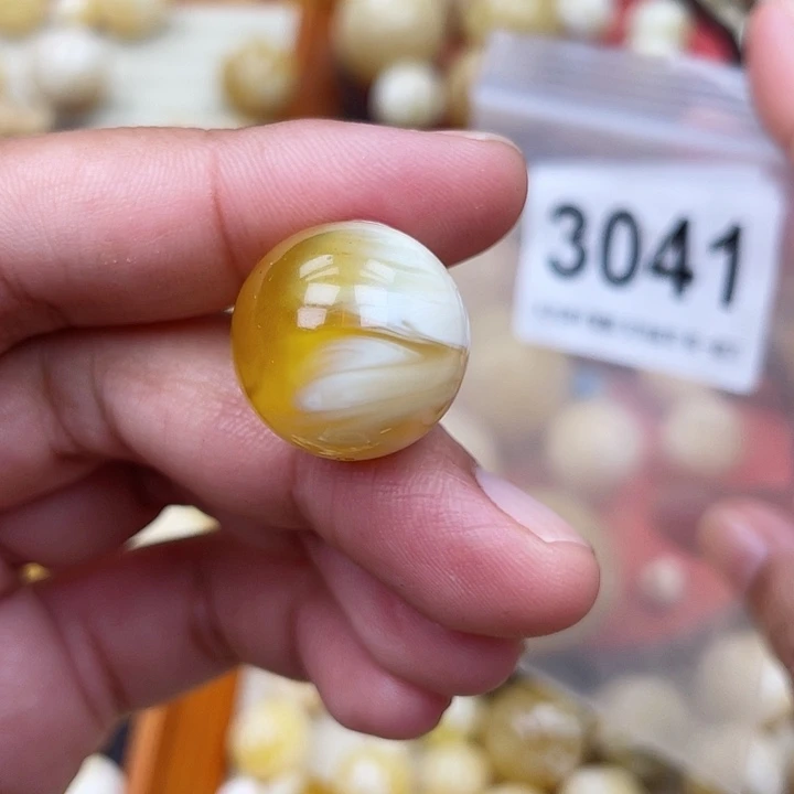 淡***蓝蜜蜡未镶嵌珠宝奇石粉沙眼19.2