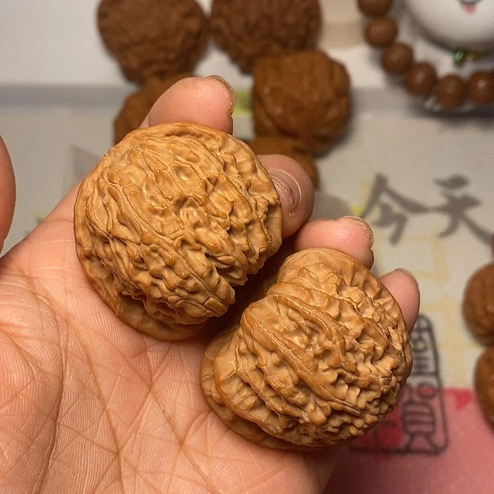 刻***音把件文玩核桃白狮子