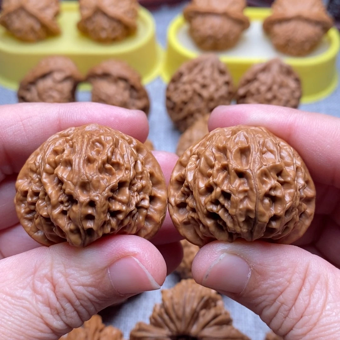 文玩核桃把件37全品桃心宫灯