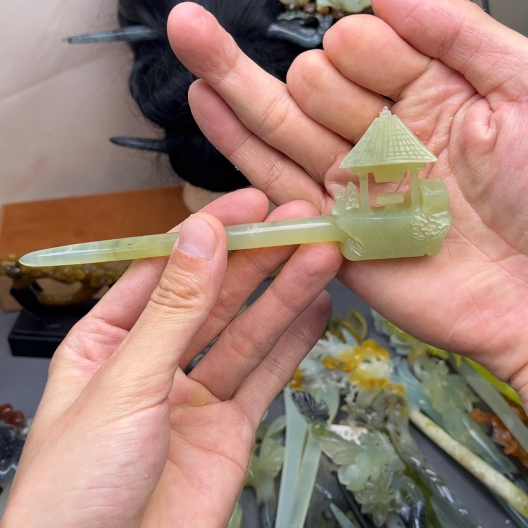 蛇纹石玉未镶嵌发饰