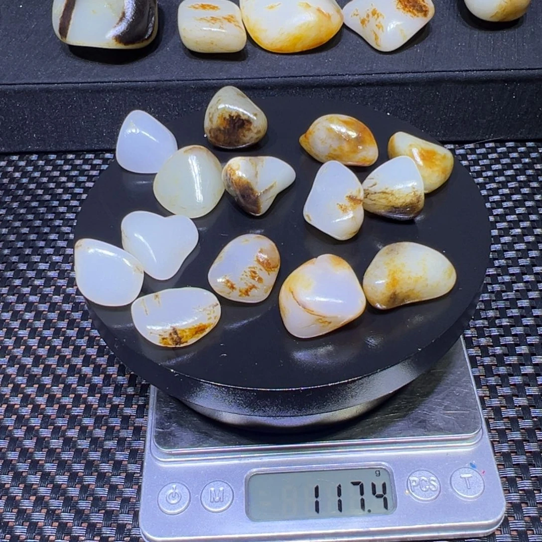 和田玉（子料）未镶嵌吊坠(不含链)117克