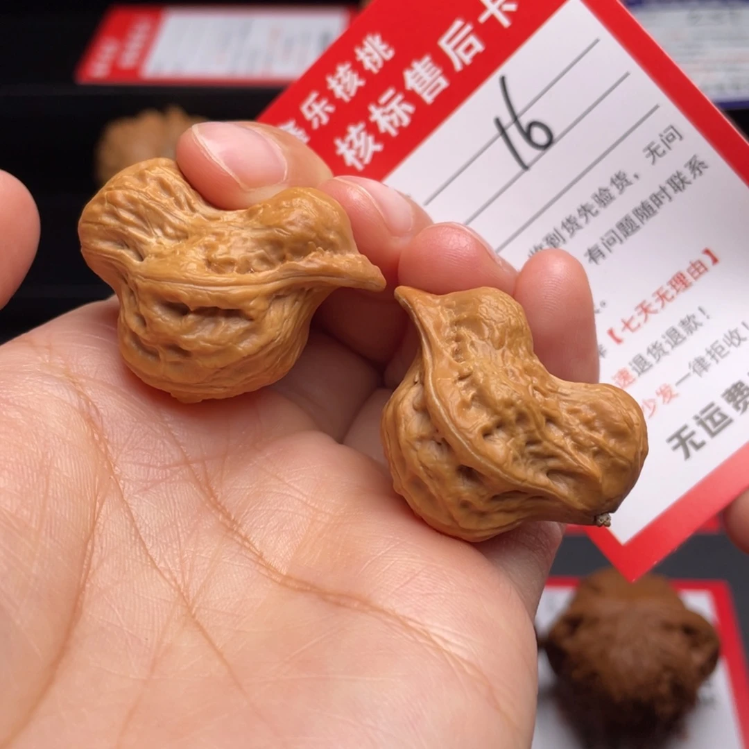 文玩核桃把件小鸟