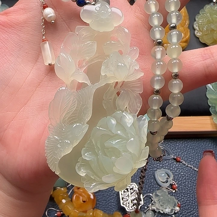 蛇纹石玉挂件合金木*清