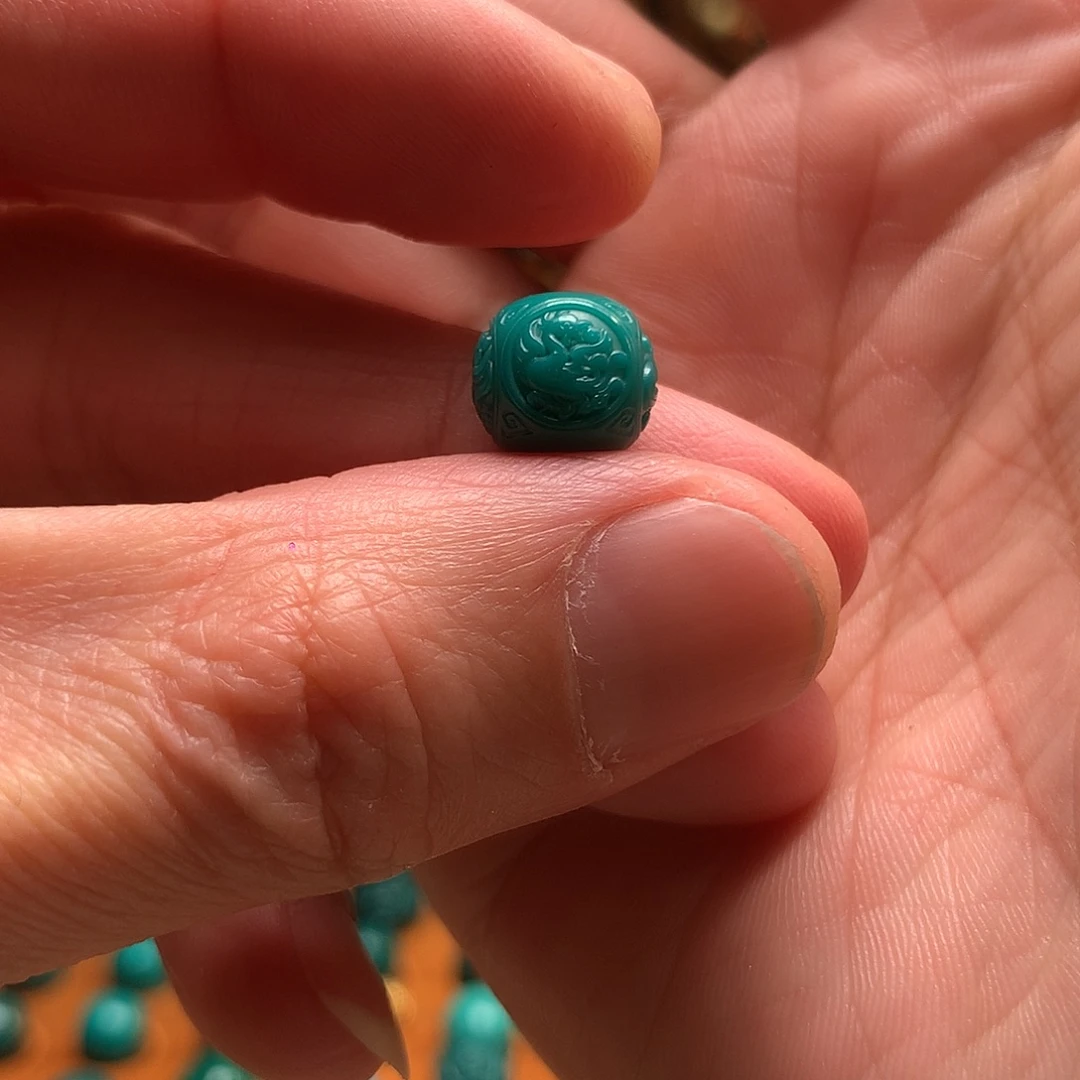 颈饰琉璃果冻色10mm四大神兽