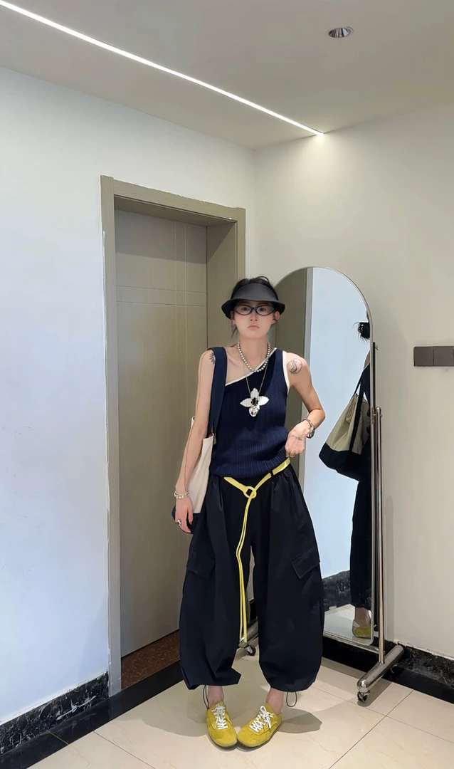 【SSOUHAN】小众设计针织斜肩花朵背心吊带NO退NO换