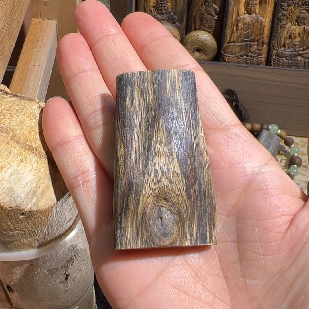 吊坠沉香绿棋楠吊坠素牌12.6克