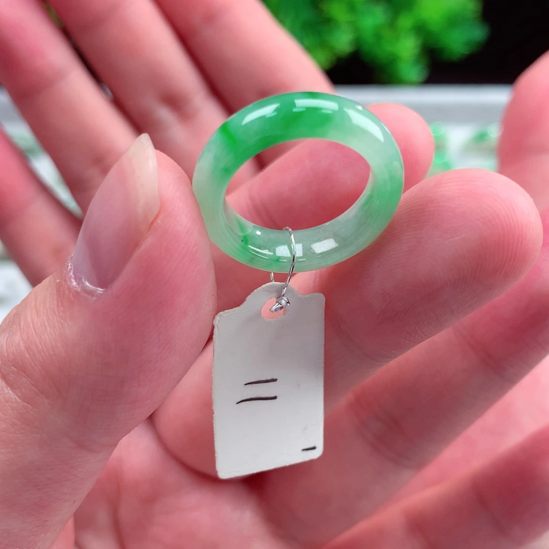 未镶嵌戒指翡翠天然