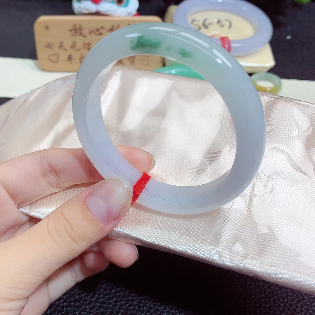 翡翠未镶嵌手镯1211