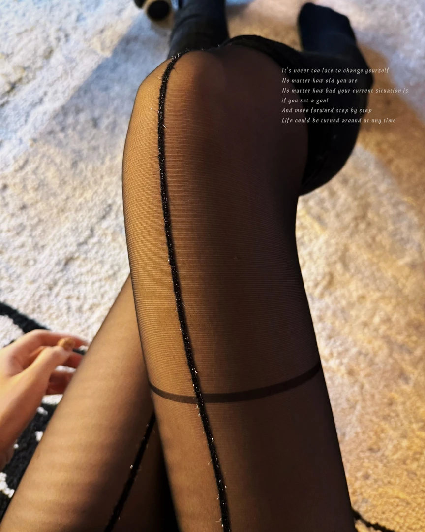 新款甜酷性感银线十字连裤薄款丝袜。