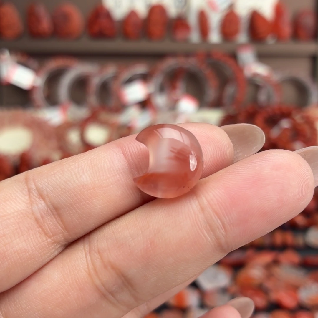 南红玛瑙未镶嵌颈饰通孔月亮