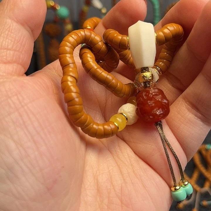 橄榄核吊坠哈哈哈哈哈哈哈哈哈哈