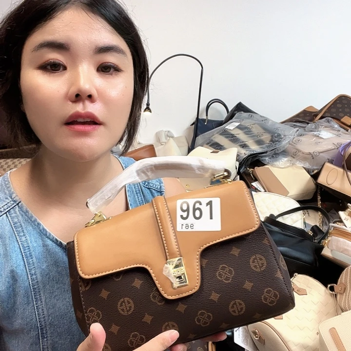 PVC包包包包包包包包吧