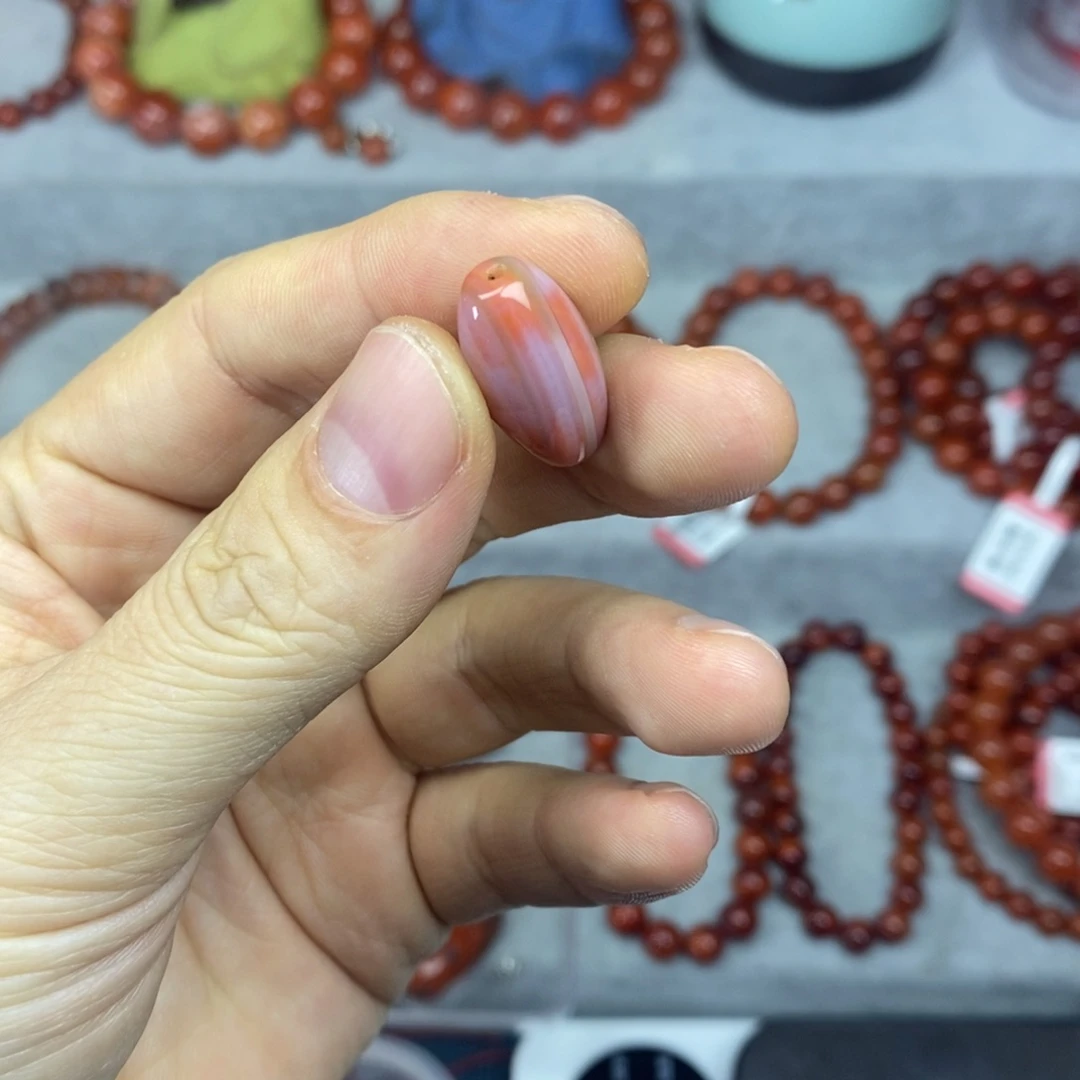 南红玛瑙未镶嵌手链