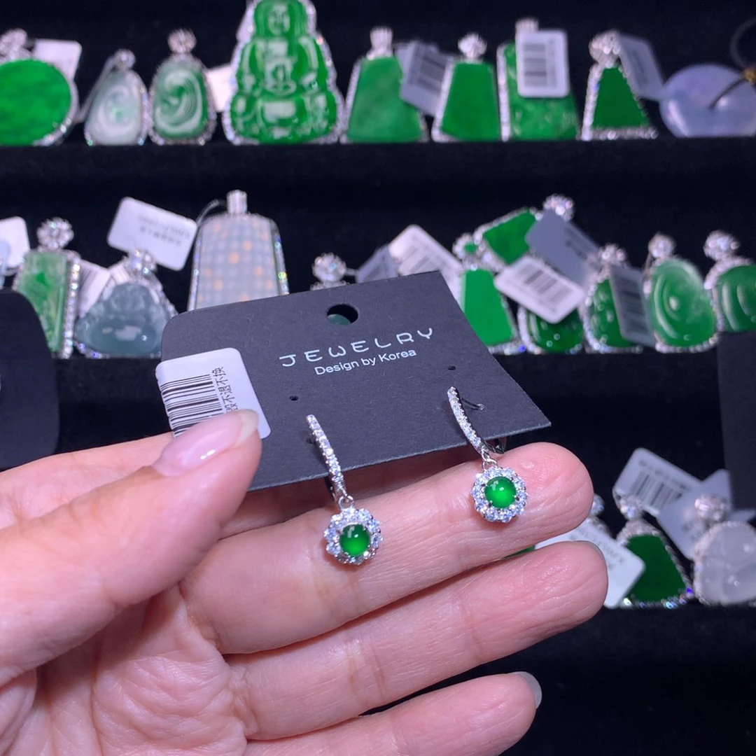 【闪购商品】颈饰银S925镶嵌翡翠