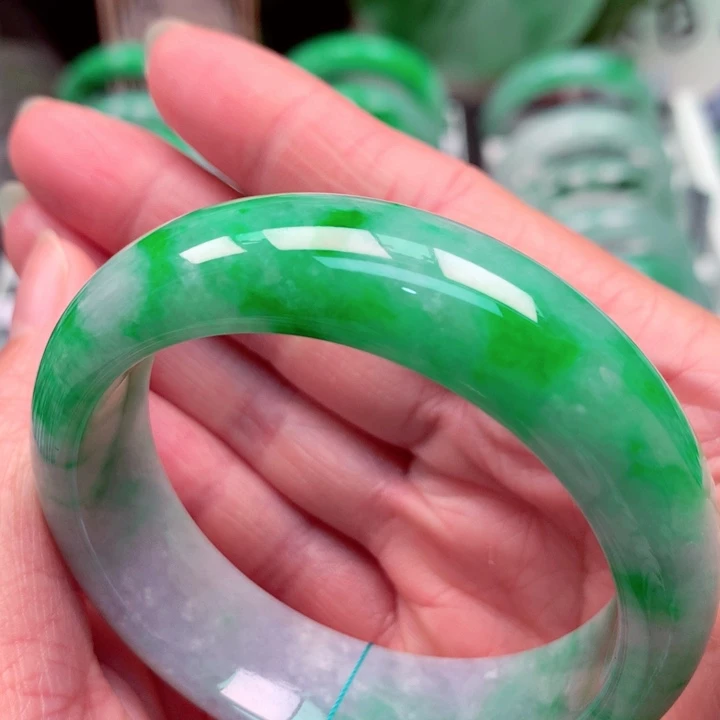 翡翠未镶嵌手镯天然翡翠手镯